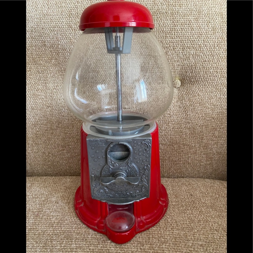 Gumball machine/bank. Junior